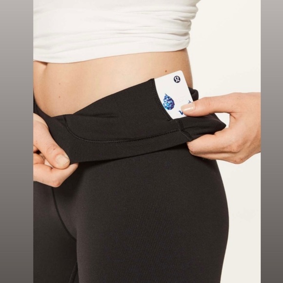 Lululemon Black Wunder Under Crop Hi-Rise Full-On Luon Leggings - Picture 3 of 13